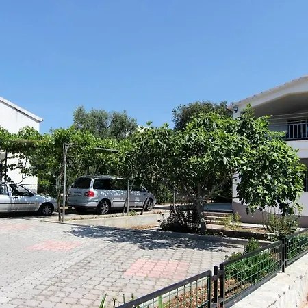 Lovely 2-bedroom In Poljica * Poljica (Trogir)