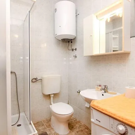 Lägenhet Lovely 2-bedroom In Poljica Poljica (Trogir)